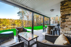 Dock and Hot Tub at High Rock Lake Retreat